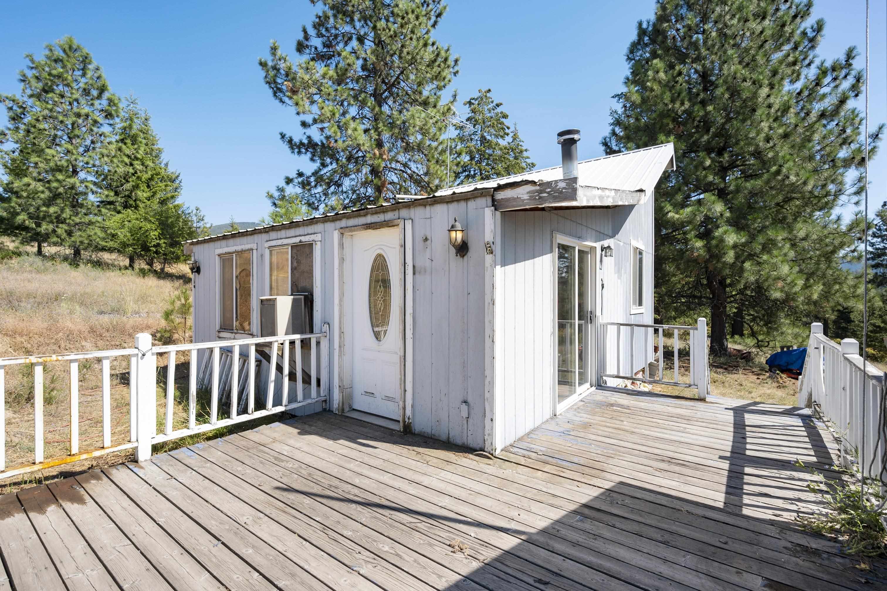 15010 East Tallman Road Chattaroy, WA 99003 - Photo 5 of 20