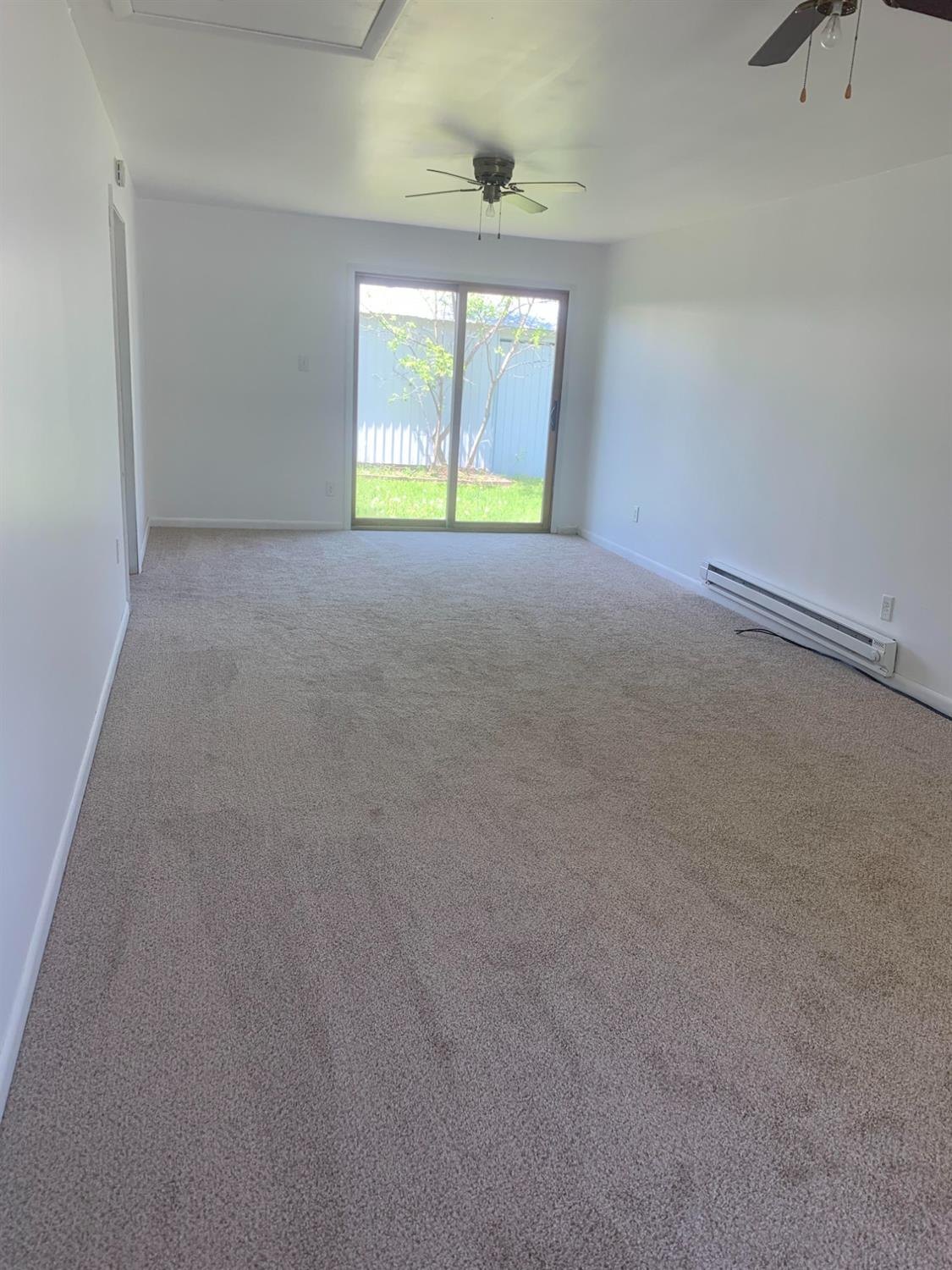 710 Coventry Road Valparaiso, IN 46385 - Photo 10 of 21 an empty room with window