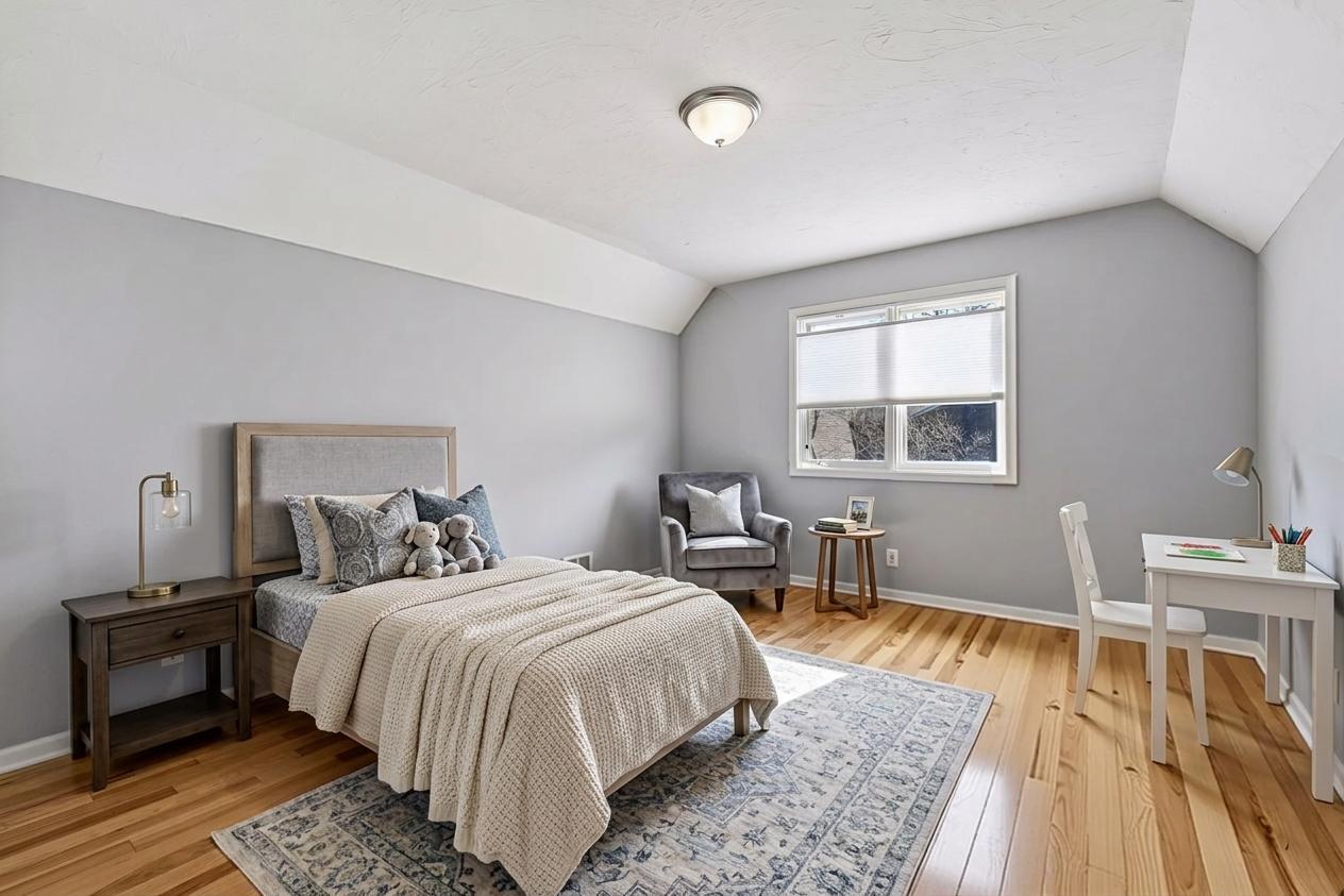 16870 Creek Ridge Trail Minnetonka, MN 55345 - Photo 19 of 48