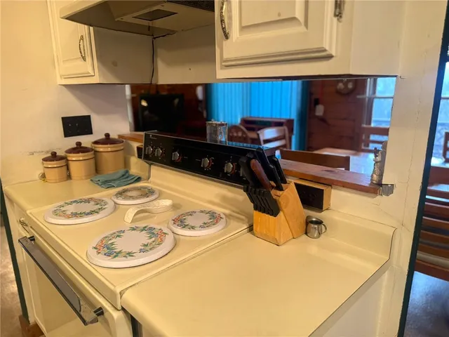 $220,000 | 260 Log Cabin Lane, New Berlin, NY 13843