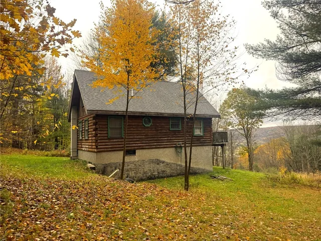 $220,000 | 260 Log Cabin Lane, New Berlin, NY 13843