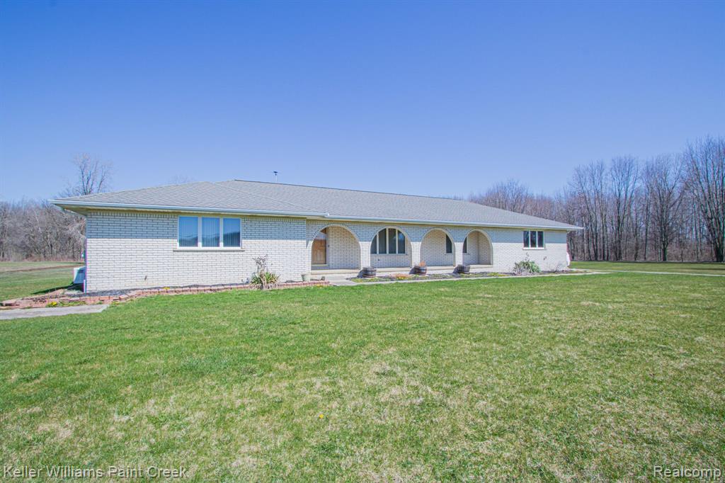 21795 McPhall Road Armada, MI 48005 - Photo 1 of 44