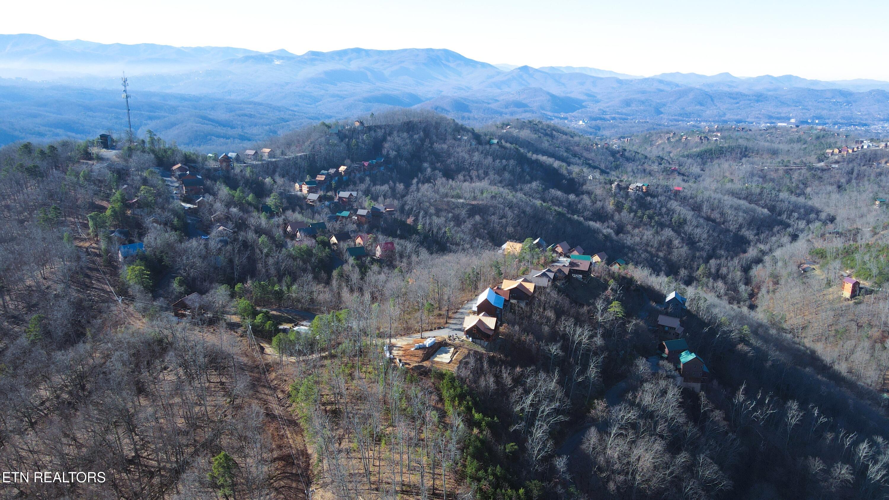 2140 Shields Terrace Sevierville, TN 37876 - Photo 4 of 15 DJI_0566