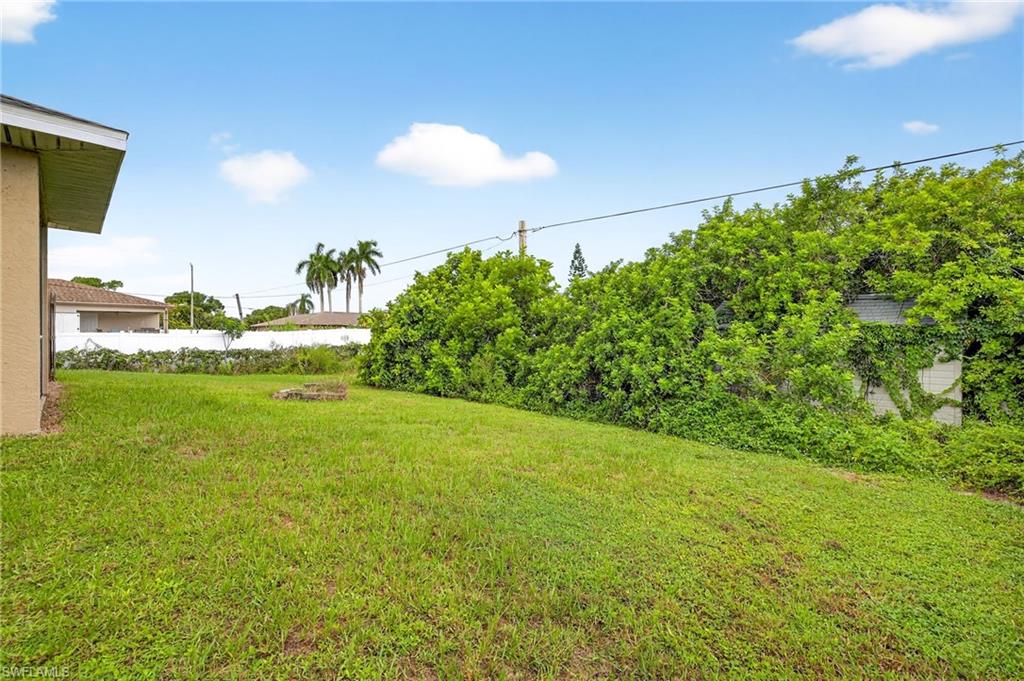 18480 Sunflower Road Fort Myers, FL 33967 - Photo 24 of 29 Gallery Image 24