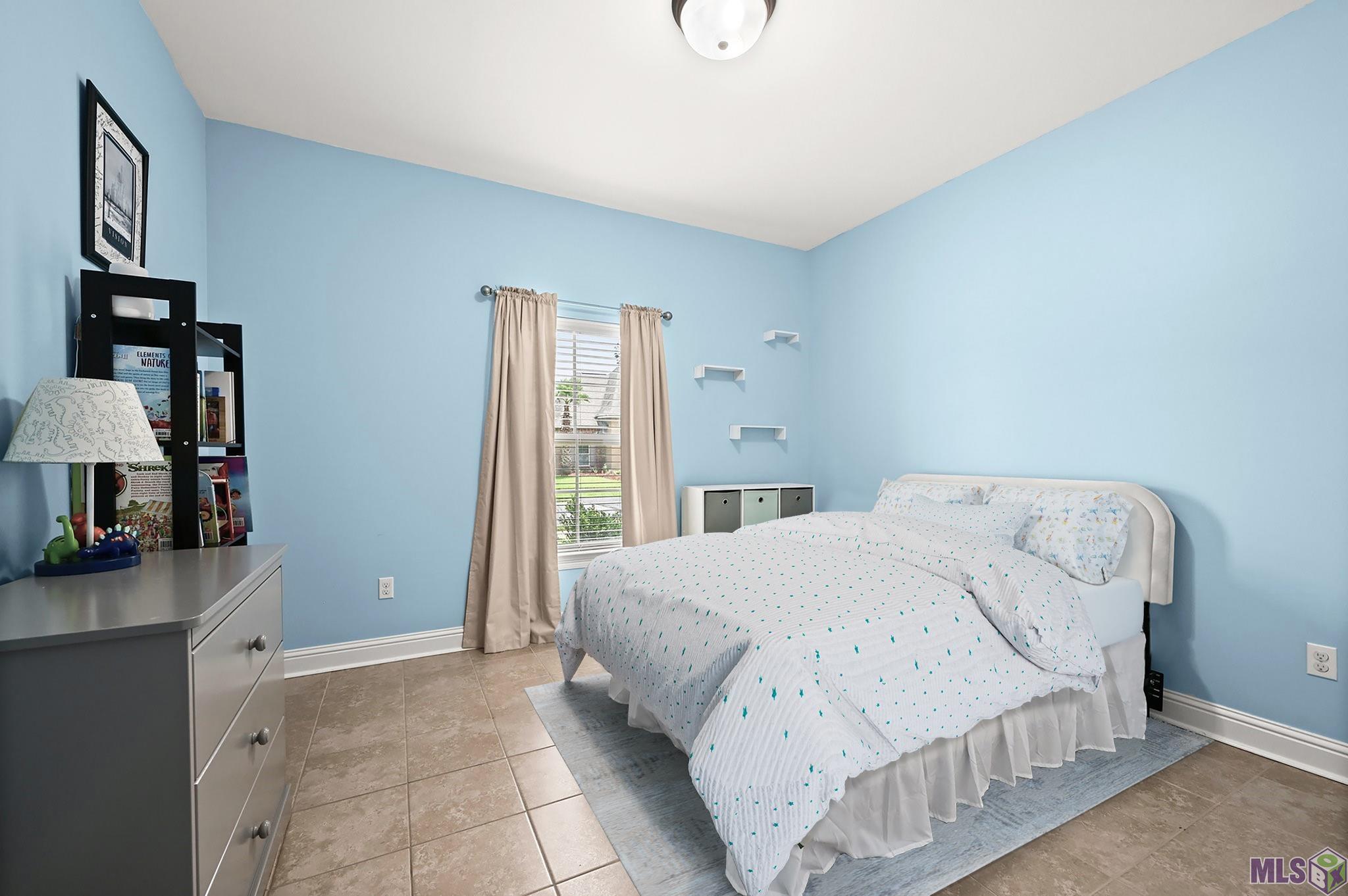 9420 Falling Oak Drive Baton Rouge, LA 70817 - Photo 11 of 16 Gallery Image 11