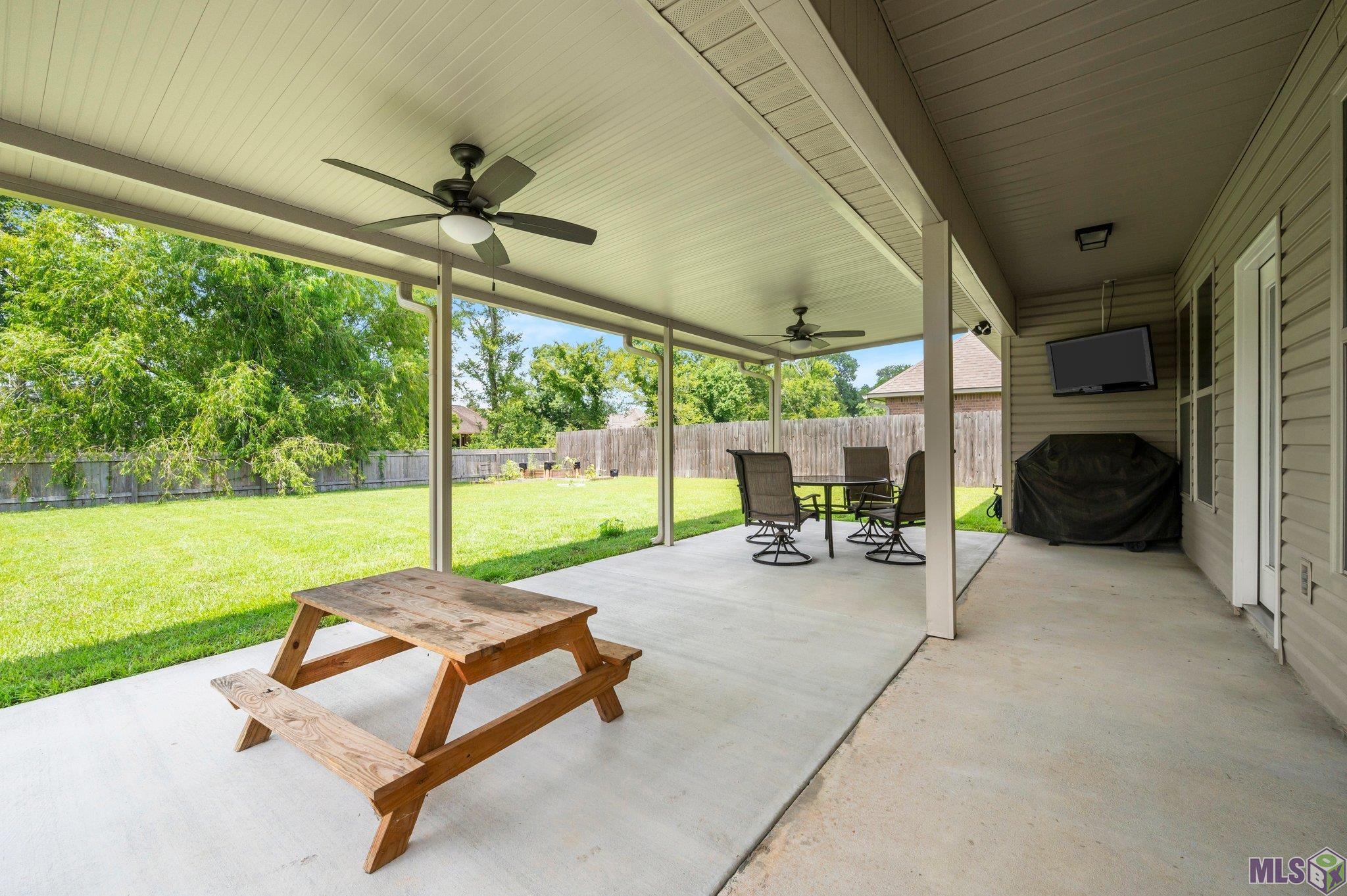 9420 Falling Oak Drive Baton Rouge, LA 70817 - Photo 15 of 16 Gallery Image 15