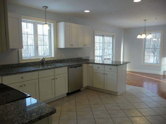 38 Shaw Road Northfield, NH 03276 - Photo 3 of 31