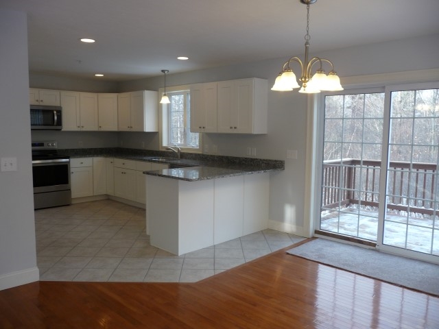 38 Shaw Road Northfield, NH 03276 - Photo 4 of 31