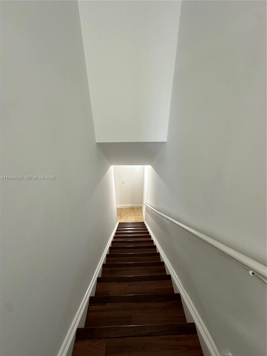 6045 Northwest 186th Street, Unit 320 Hialeah, FL 33015 - Photo 5 of 9