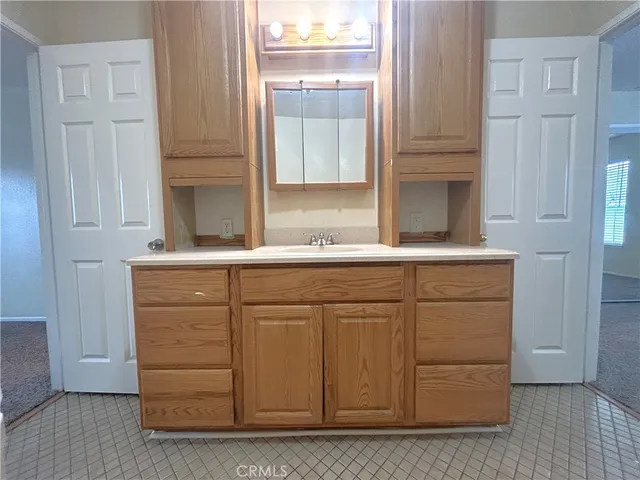 $2,300 | 5640 Riverside, Chino, CA 91710