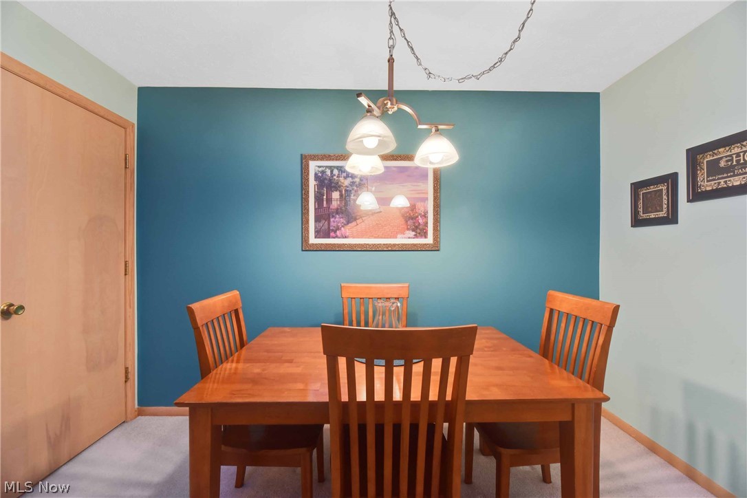 20181 Grannis Road, Unit 4 Cleveland, OH 44126 - Photo 8 of 33 Gallery Image 8