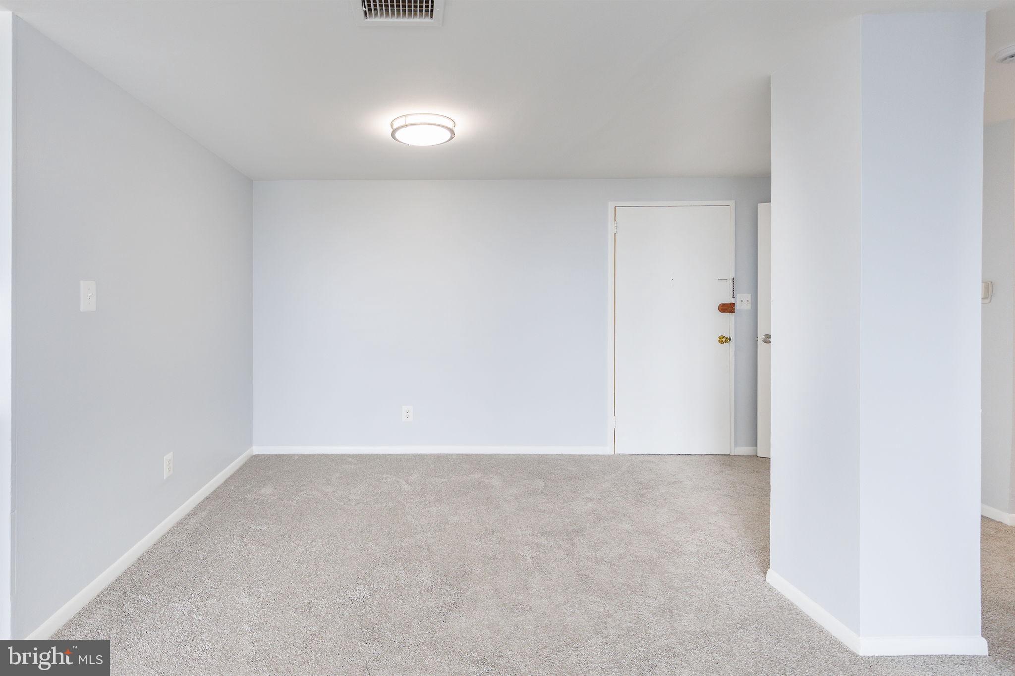 4600 Duke Street, Unit 622 Alexandria, VA 22304 - Photo 18 of 52 Entrance