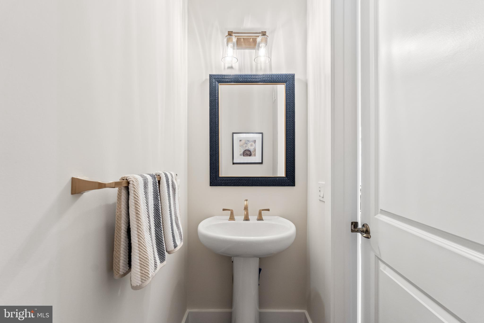 8513 Reformatory Way Lorton, VA 22079 - Photo 22 of 46 Main level powder room