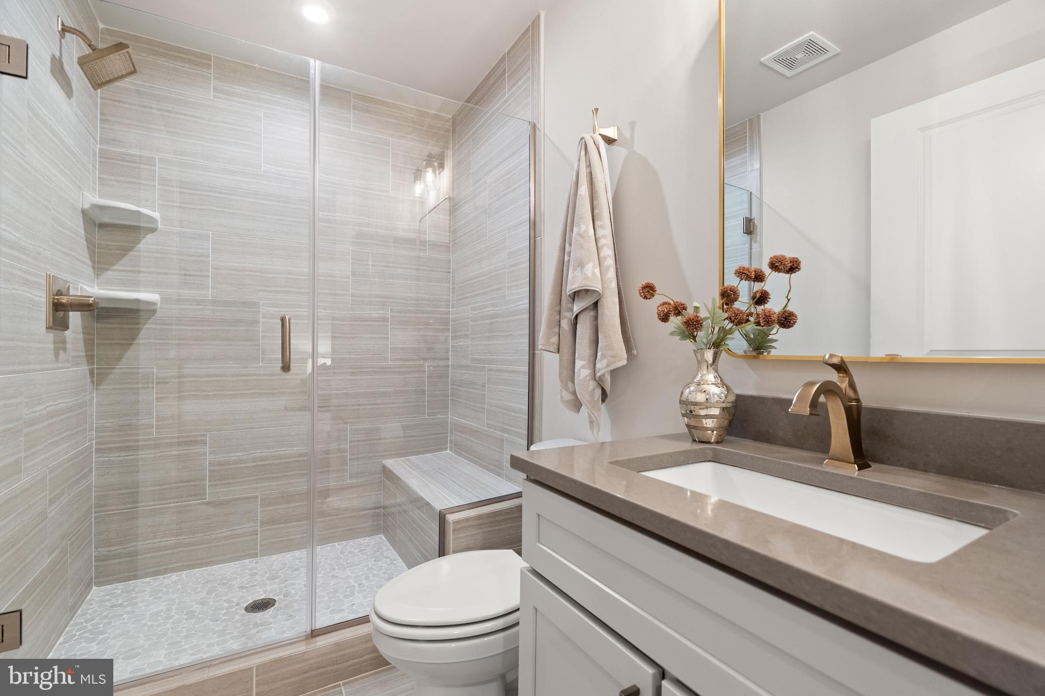 8513 Reformatory Way Lorton, VA 22079 - Photo 33 of 46 LL full bath