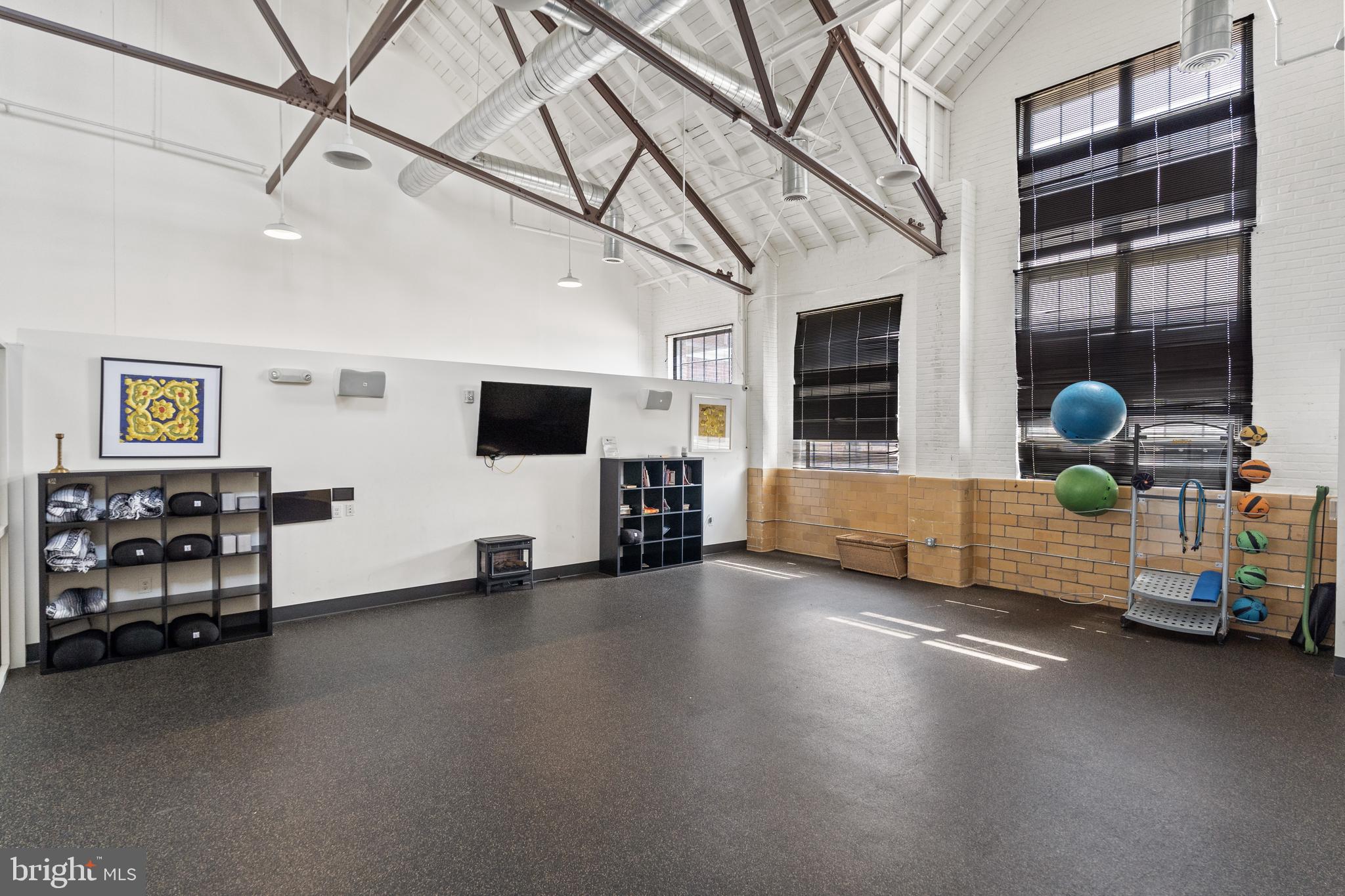 8513 Reformatory Way Lorton, VA 22079 - Photo 38 of 46 Community yoga studio