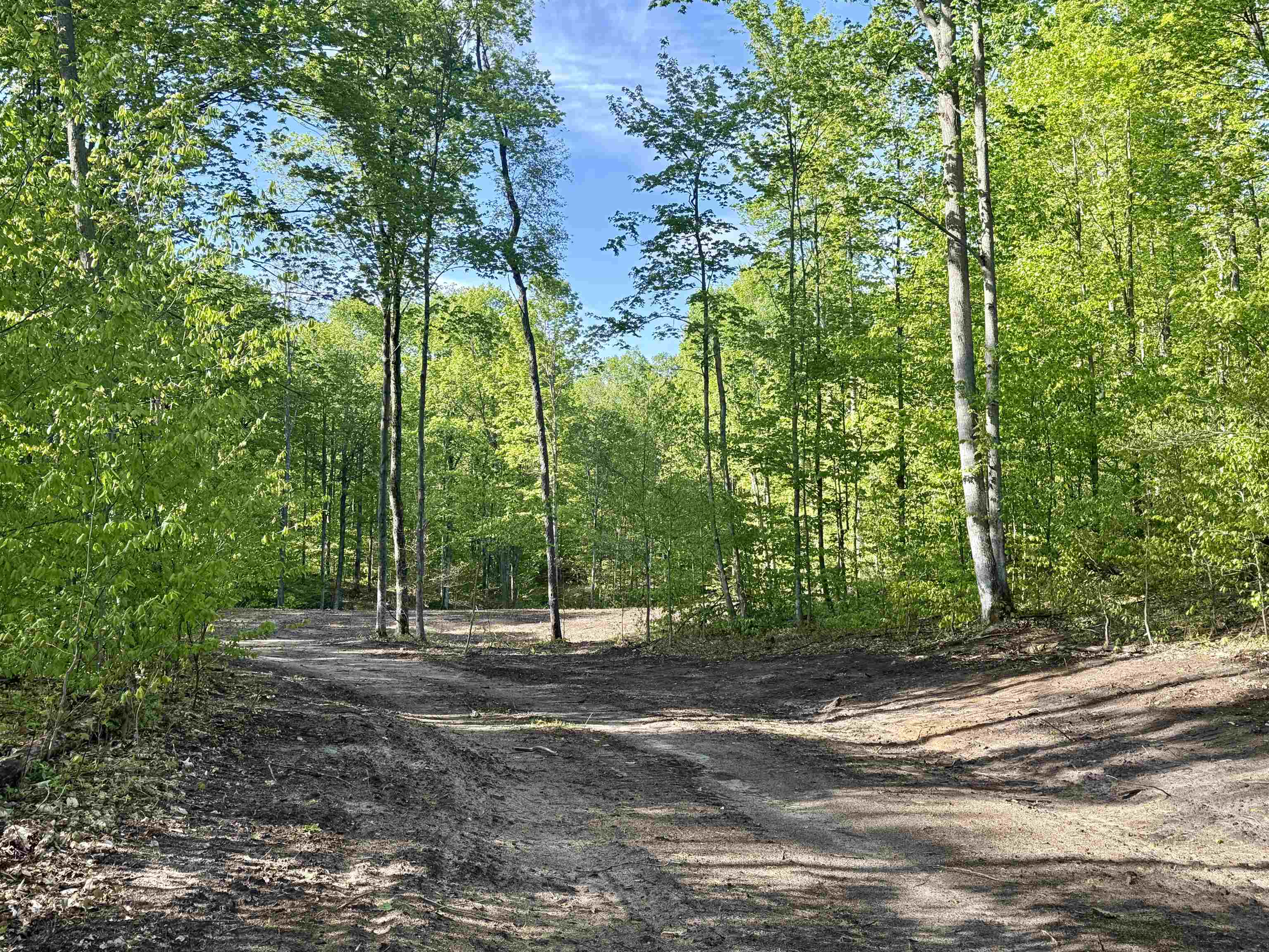 1474 East Solaris Way Traverse City, MI 49684 - Photo 5 of 11 1936713-FC92781F-AA5F-4341-B1AB-4794F3802E49.JPG