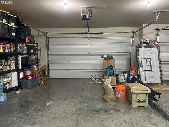 a view of utility room