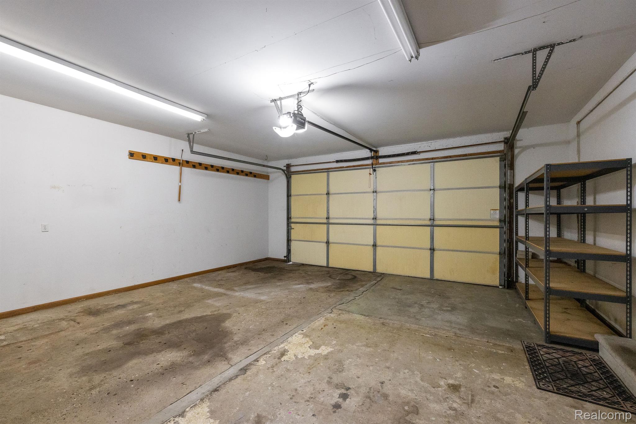 176 Crescent Road Waterford, MI 48327 - Photo 47 of 61 Huge, heated, attached garage