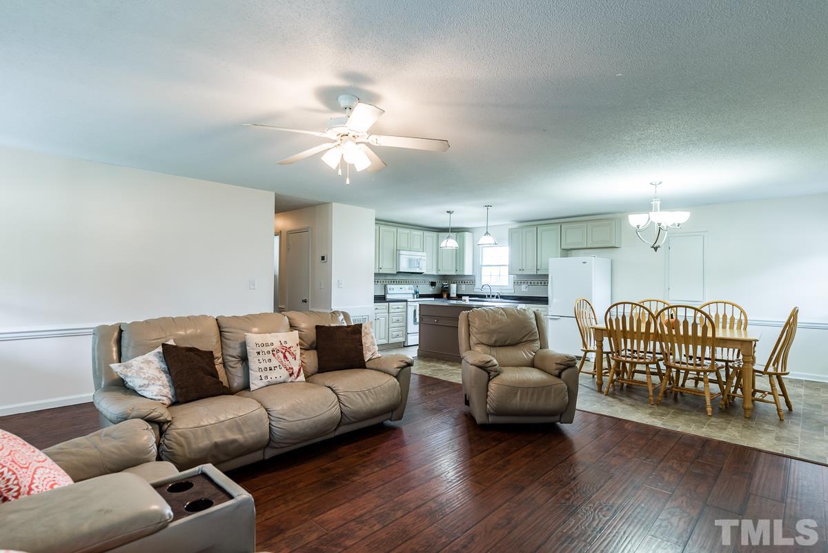 790 Carlyle Road Zebulon, NC 27597 - Photo 5 of 19 Gallery Image 5