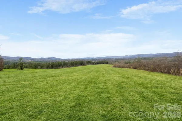 a view of an mountain
