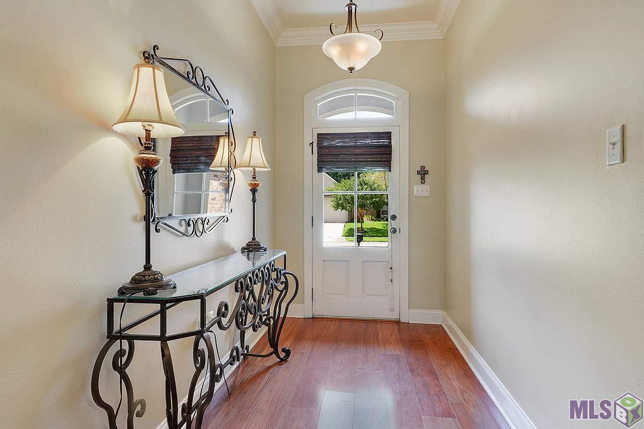 5739 Hidden Ridge Lane Baton Rouge, LA 70816 - Photo 2 of 13