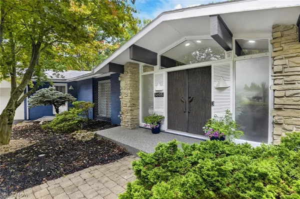 $574,900 | 5698 Lamplighter Drive, Girard, OH 44420