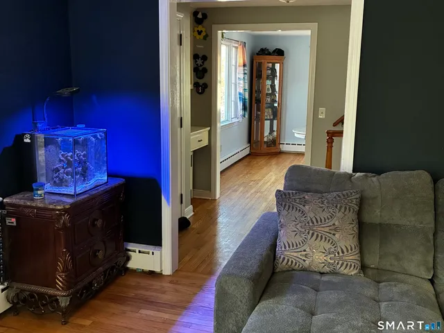 a view of an entryway with furniture