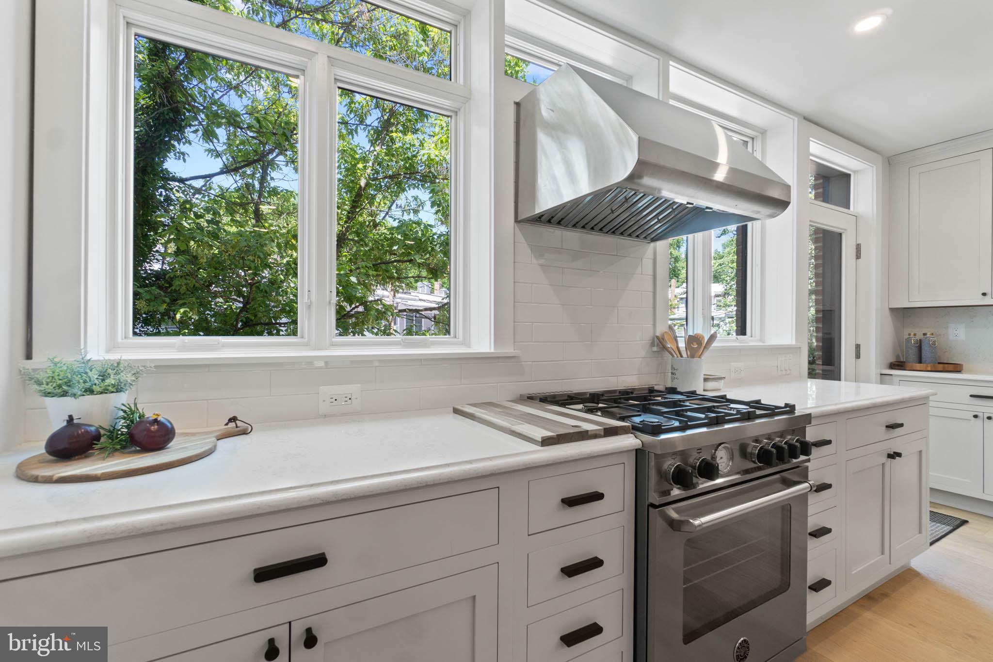 3218 Walbridge Place Northwest Washington, DC 20010 - Photo 21 of 49