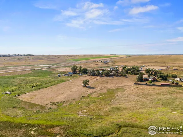 a view of an ocean and city