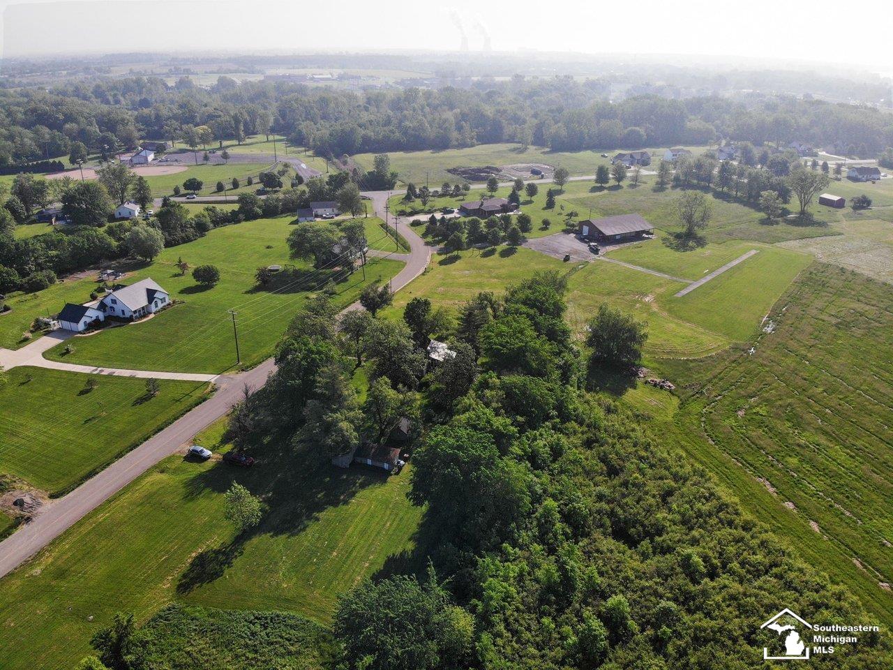 2720 Fix Road Monroe, MI 48162 - Photo 50 of 52 50143306-b1a190f1-05c1-458f-93c2-f8f9b1e9d77c.JPG
