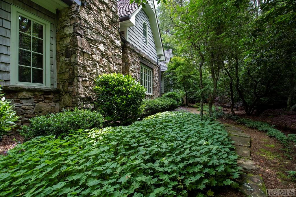 1266 Bowery Road Highlands, NC 28741 - Photo 5 of 46 Gallery Image 5