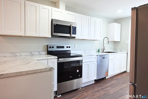 $1,950 | 88 Taftville-Occum Road, Unit C, Norwich, CT 06360