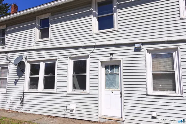 $1,950 | 88 Taftville-Occum Road, Unit C, Norwich, CT 06360