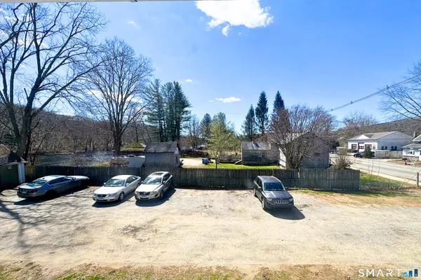 $1,950 | 88 Taftville-Occum Road, Unit C, Norwich, CT 06360