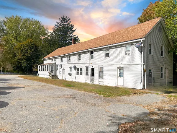 $1,950 | 88 Taftville-Occum Road, Unit C, Norwich, CT 06360