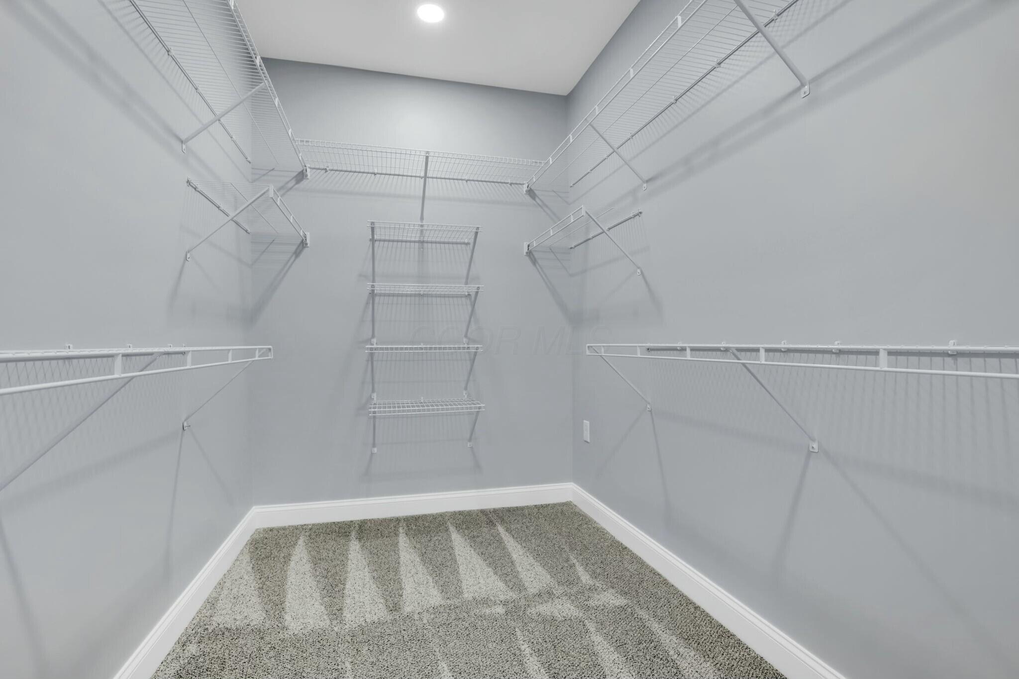 1355 Deer Run Road Newark, OH 43055 - Photo 24 of 45 tempImageYNsoUc