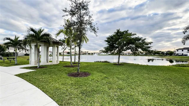 a view of a garden with a tree