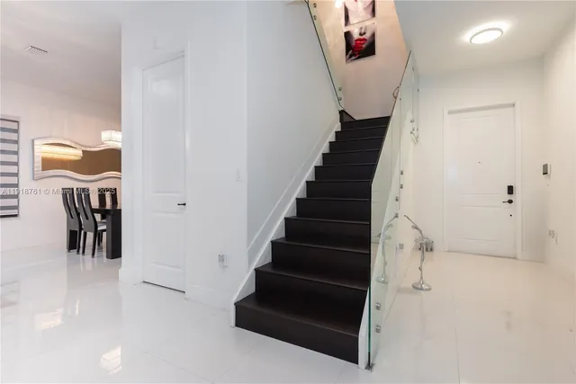 a view of entryway and hall