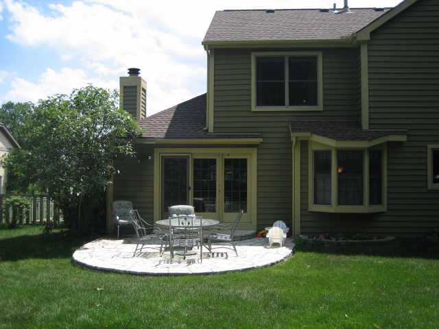 1114 Riva Ridge Boulevard Columbus, OH 43230 - Photo 4 of 5
