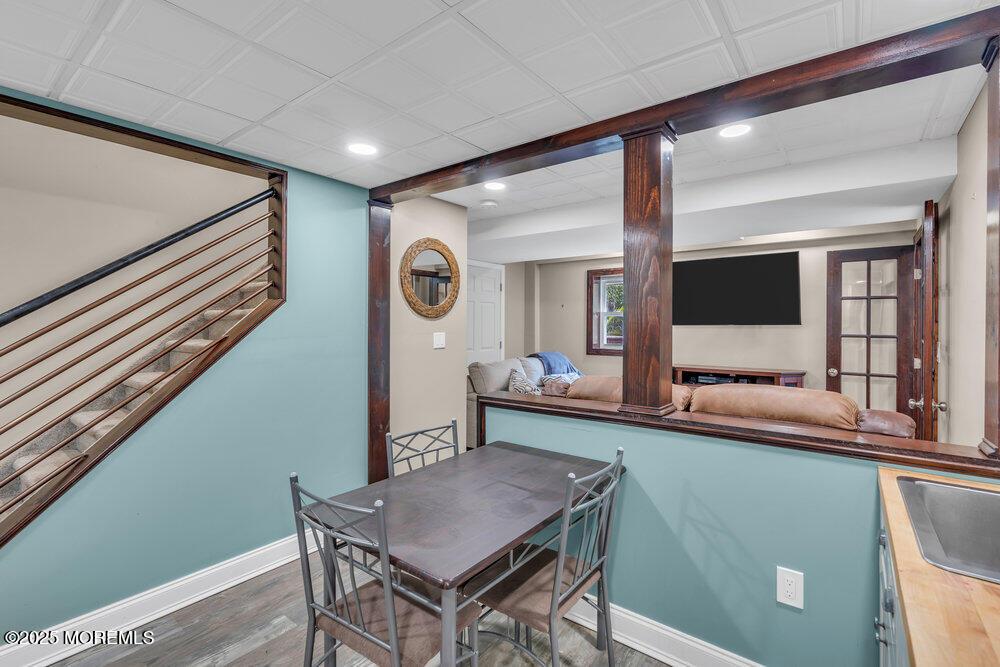 375 South Stump Tavern Road Jackson, NJ 08527 - Photo 25 of 34 a room with furniture and a flat screen tv