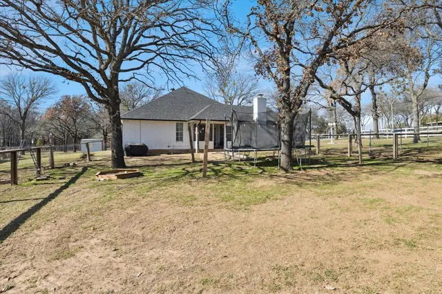 $525,000 | 135 County Road 4929, Newark, TX 76071