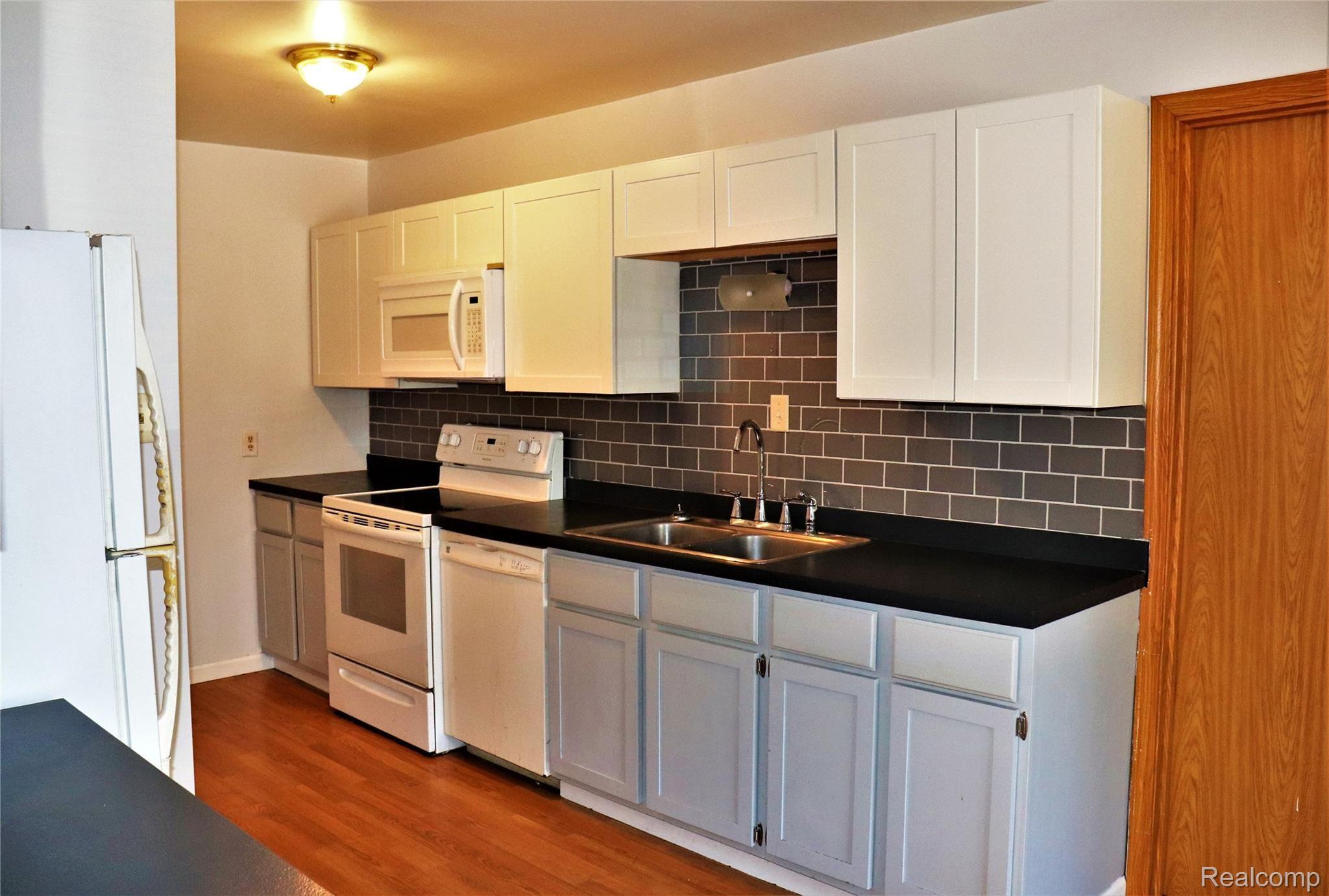 13090 Bueche Road Montrose, MI 48457 - Photo 15 of 27 IMG_3317 (3).JPG