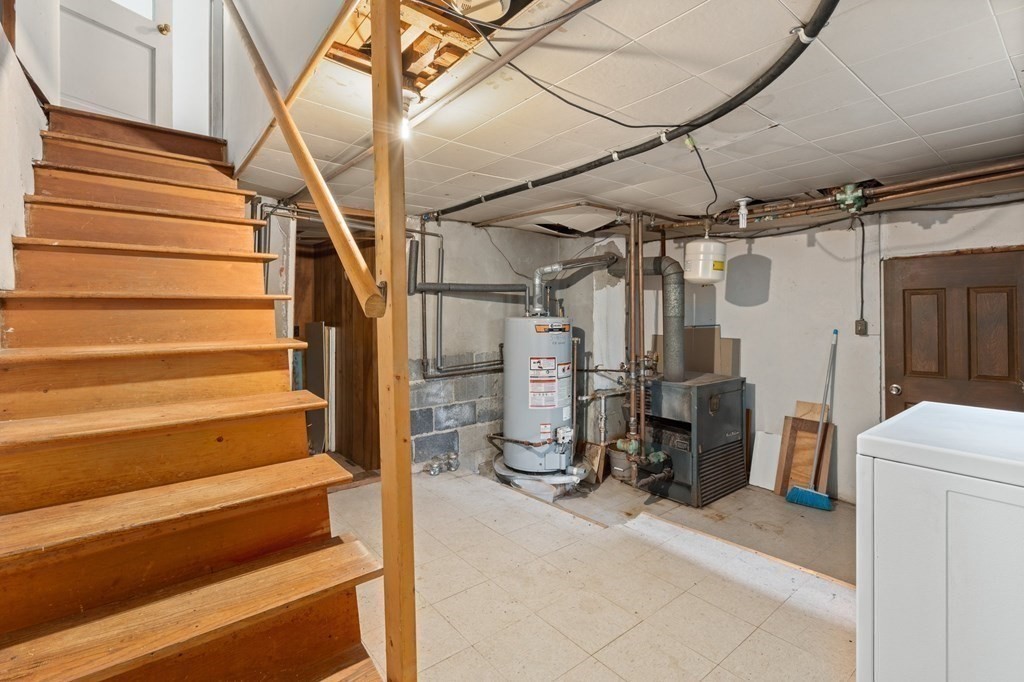 3 Wilson Street Worcester, MA 01604 - Photo 34 of 42 a view of entryway