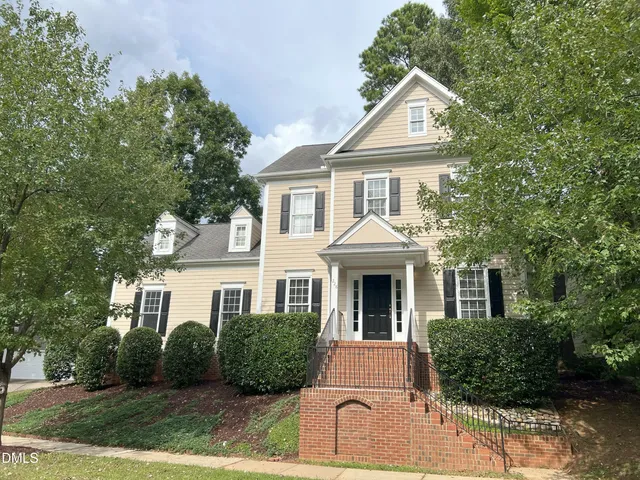 $2,395 | 228 Kingsport Road, Holly Springs, NC 27540