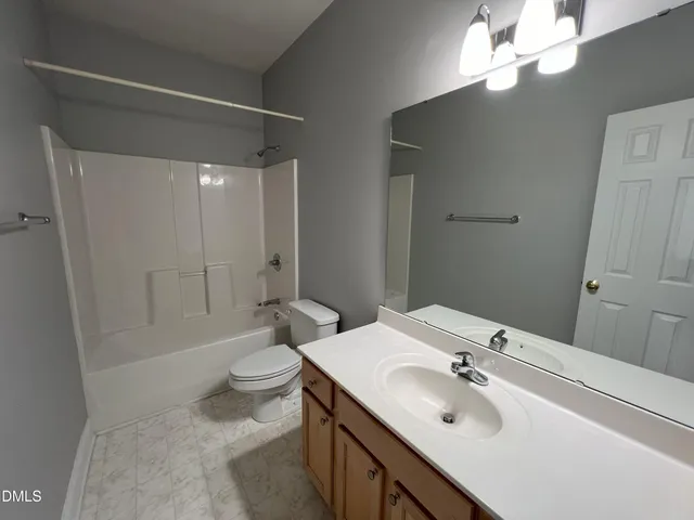 $2,395 | 228 Kingsport Road, Holly Springs, NC 27540