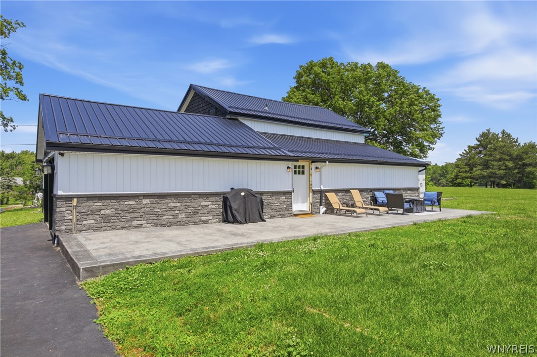 13151 Bullis Road Marilla, NY 14052 - Photo 4 of 49 Rear