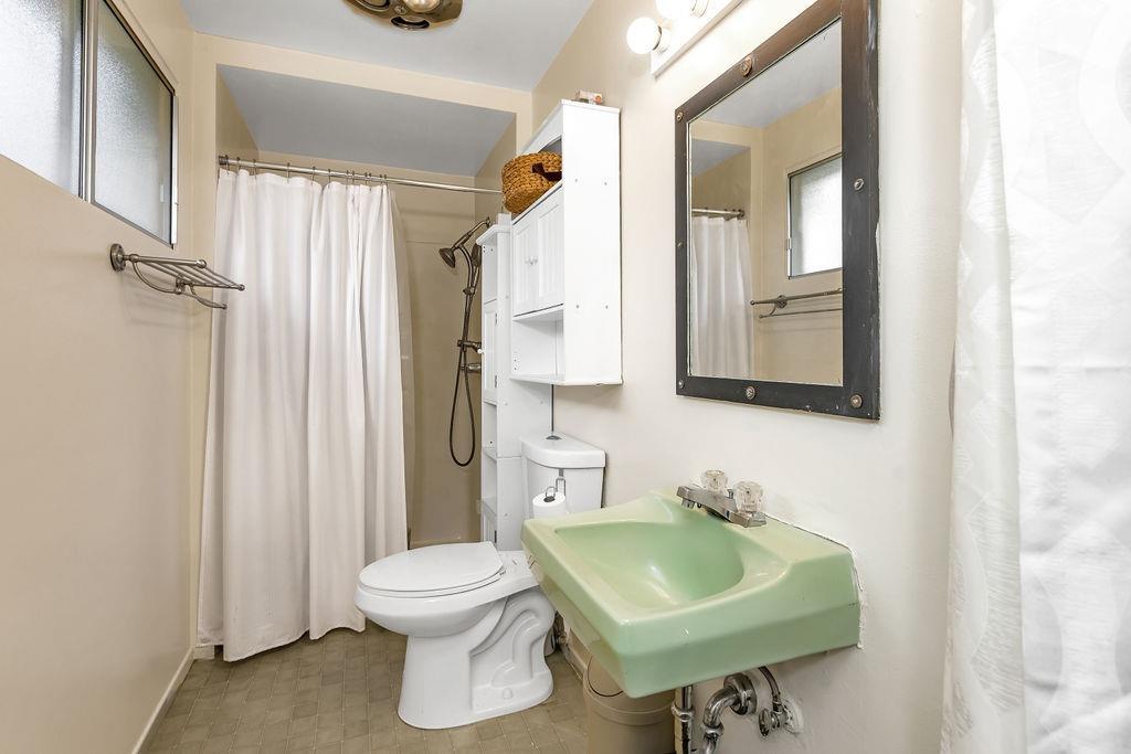 8587 Wagner Creek Road Talent, OR 97540 - Photo 13 of 35 Master bathroom, walk in shower