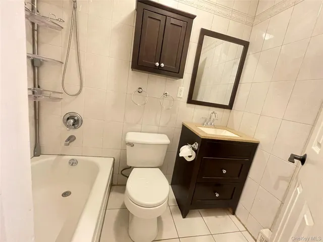 $3,750 | 327 Quincy Avenue | Throgs Neck