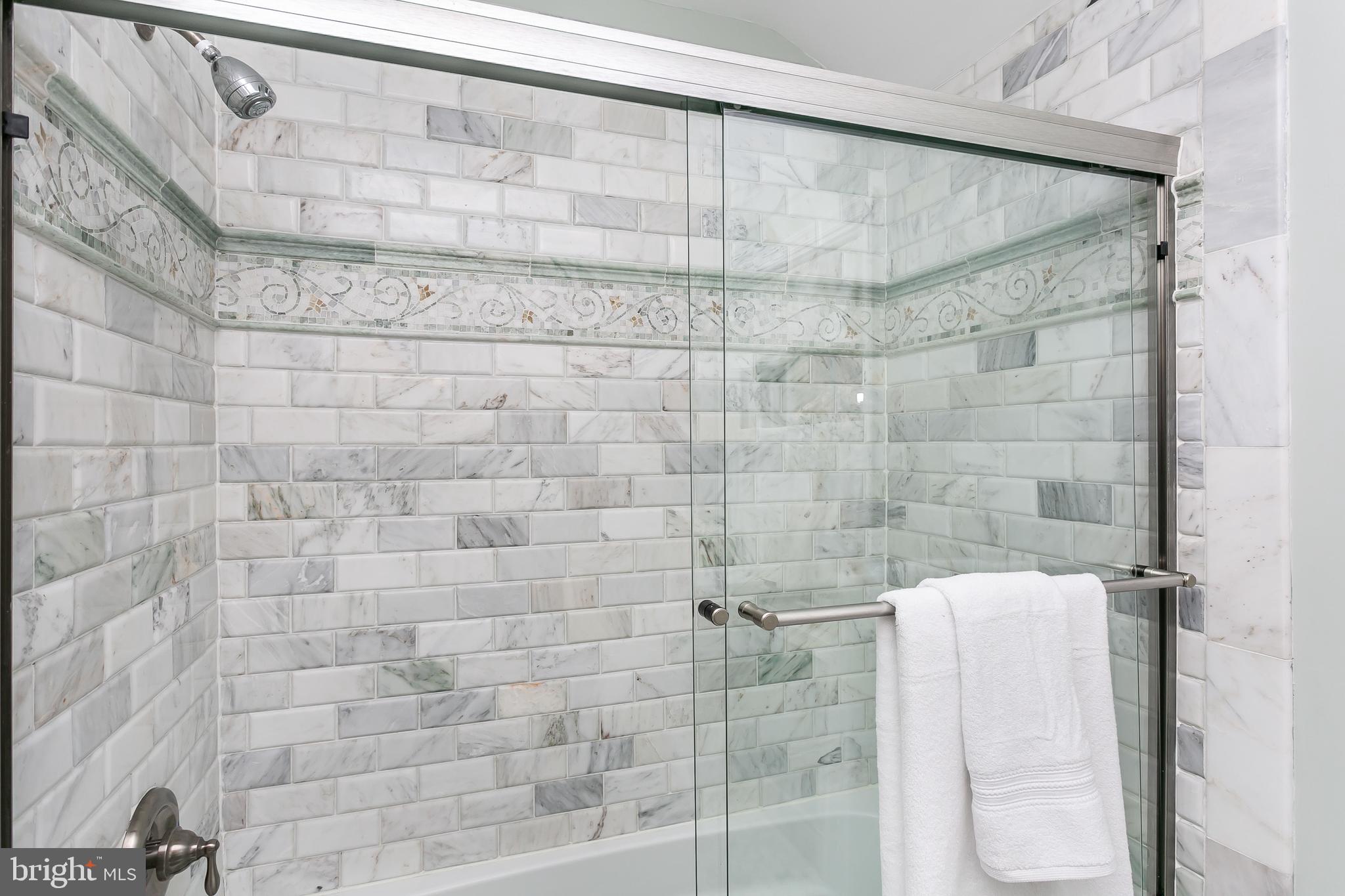 5502 Springlake Way Baltimore, MD 21212 - Photo 23 of 39 Bath