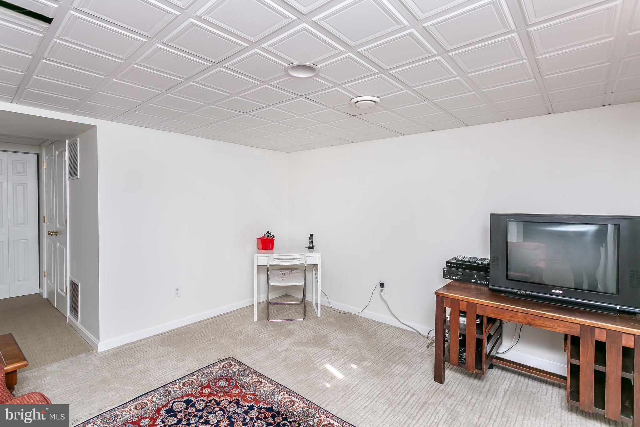 5502 Springlake Way Baltimore, MD 21212 - Photo 26 of 39 Lower level
